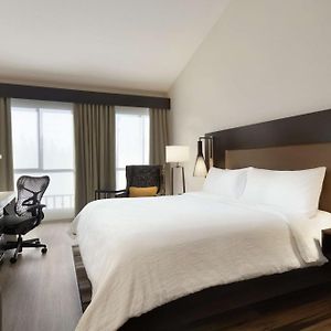 Premium King Room